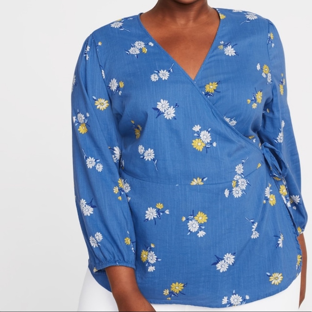 Old Navy Floral Chambray Wrap Top NWT
